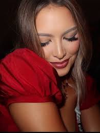 art imitates life or whateva 🌷