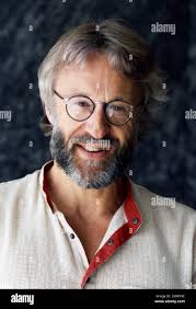 Ntb ntb happiness alone portrait hi-res stock photography and images