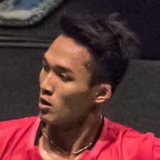 Bahkan, gang rumah jojo hanya bisa dilewati satu motor saja loh. Jonatan Christie Bio Family Trivia Famous Birthdays