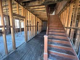 Robbins Sees Possibilities in Old Police Station