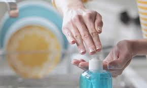 Kireçli su lekesini çıkartmak içinde sonax gibi yerlerde özel bir sprey kullanıyorlar aklınızda bulunsun. Silikon Lekesi Nasil Cikar Camdan Kumastan Fayanstan Kiyafetten Hafzullah