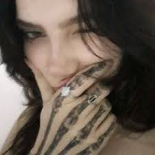 99 🌙 . • ´｀ LUNA Moore 🖤 ideas