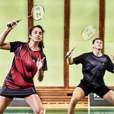 But, it is not just all about speed; Badmintonausrustung Kleidung Schuhe Schlager Der Badminton Shop