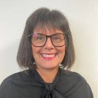 Lacey Branch's Instagram, Twitter & Facebook