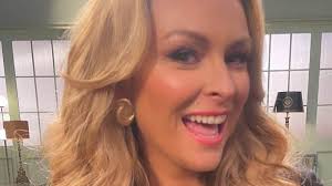 Married At First Sight's Mel Schilling reveals her colon cancer surgery  scar as she poses in a bikini amid harrowing health battle