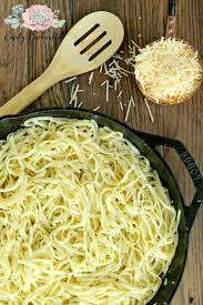 Garlic Parmesan Noodles Recipe Easy Pasta Dish Plain Noodles Butter Noodles Skillet Pasta Pasta Noodle Recipes Easy Easy Pasta Dishes Parmesan Noodles