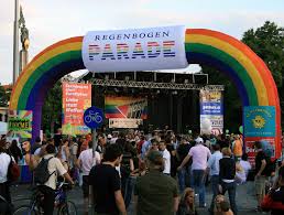 We develop vienna community pride events for the benefit of the lgbtiq verwandte suchen: Regenbogenparade Wikipedia