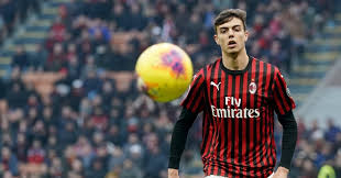 This list of celebrities is loosely sorted by popularity. 17 Footballers Who Outshone Their Footballing Fathers Neymar Hazard Planet Football