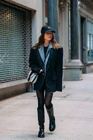 The 90s Baseball Cap Is The Trend You Didn T See Coming Street Style Street Fashion Photos Outfits With Hats