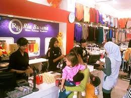 Menghitung kenaikan gaji berkala karyawan merupakan hal yang perlu dilakukan oleh perusahaan, kenaikan ini pastinya berlandaskan dengan inflasi ekonomi yang setiap tahunnya bertambah sekitar 3%, yang menyebabkan semua harga kebutuhan hidup juga mengalami kenaikan setiap tahunnya. Lowongan Kerja Ria Busana Bandung Oktober 2017 Lowongan Kerja Terbaru Tahun 2020 Informasi Rekrutmen Cpns Pppk 2020