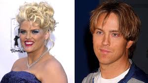 Larry Birkhead shares photo of himself with Anna Nicole Smith