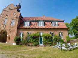 Planen Sie Ihre Traumhochzeit Auf Dem Historischen Gut Kletkamp An Der Ostsee Hochzeitslocation Hochzeit Im Freien Traumhochzeit