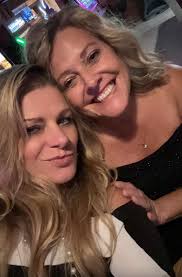 My beautiful friend, Tami Riehl, has a birthday today!!🎂🎊🎁🍾 so if you  see her out and about, make sure to wish her a very happy birthday!  ❤️❤️❤️love you!❤️❤️❤️