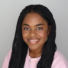 Freshman year reflection 💚🤍 From mock interviews and business retreats…