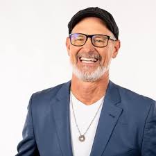 Mike Rayburn (@themikerayburn) • Instagram photos and videos