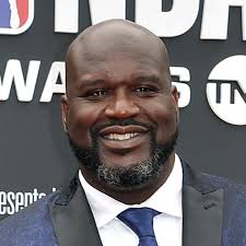 The 71cm height difference meant the snap went viral, fast. Shaquille O Neal Bezahlt Verlobungsring Eines Fremden Stern De