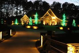 Outside Christmas Light Installation | Find Installer to Hang Christmas  Lights