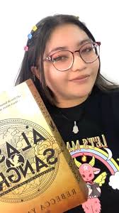 Welcome to the Fourth Wing 🐉📖, Bienvenido a Alas de Sangre 🩸🐉 , Hace  unos días inicié este bello libro y los estoy disfrutando mucho, me recordó  a divergente 🙈 , Lo estoy leyendo en conjunto con ...