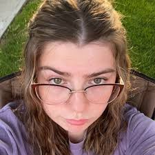 em (@emily.farrow) • Instagram photos and videos