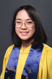 C O M M E N C E M E N T S P R I N G 2 0 2 3