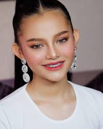 My 1st Stunning Client today, Miss Angela Abella SCC Graduation Pictorials  Make-up by me Hair by @camusjaijai