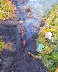 Exclusive Zoomed In Bird S Eye View Of Today S Saturday May 5 2018 Fissure Lava Fountain In Leilani Estates On The Big Island Big Island Island Outdoor