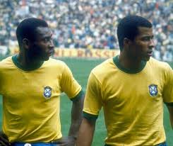 Para la copa mundial de fútbol de 1970 de méxico, la conmebol disponía de 3 plazas de las 16 totales del mundial. The Greatest Football Teams Of All Time Brazil 1970 World Cup Team The Sporting Blog
