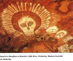 Wandjina Rock Art Kimberley Australia The Contacts With Alien Gods Earth Changes And The Pole Shift Dreamtime Mytho Cave Paintings Rock Art Aboriginal Art
