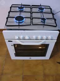 La placa madre de estas cocinas puede ser de vitrocerámica, esmalte o acero inoxidable. Mil Anuncios Com Balay Horno Luz Classe A Encimera Gas