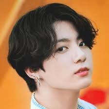 Haley Wymore (@Hales_toda_no)