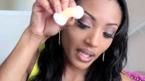 Abh cream and powder medium brushes: Using Ben Nye Banana Powder To Set Highlight Youtube