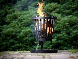 Feuerkorb, feuerkörbe, feuerkorb im garten. Feuerkorb Oder Feuerschale Fur Garten Terrasse Schoner Wohnen