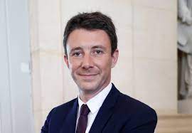 He received other proposals from news channels in particular, but each time in the. Benjamin Griveaux La Biographie De Benjamin Griveaux Avec Gala Fr