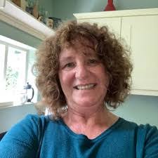 Jan Rowe's Instagram, Twitter & Facebook