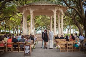Charleston Outdoor Wedding Ceremony Location Gazebo White Point Gardens Charleston Wedding Photography Beautiful Wedding Location Charleston Wedding Venues