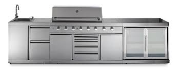free standing outdoor kitchen