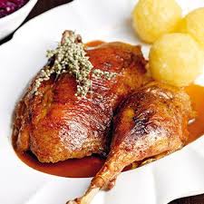 Weihnachtsgans Mit Brot Apfeln Und Beifuss Rezept Rezepte Weihnachtsessen Rezepte Essen