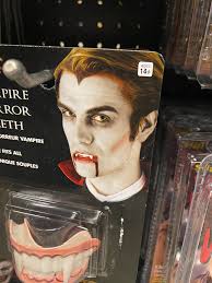 Hey did a look it's like a vampire eboy what you guys think. I forgot how  much fun this is