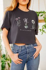 Create projects of encouragement with this simple phrase and blooms. 25 Off Shorts Graphic Tees Urban Outfitters Crop Top Outfits Top Outfits Clothes