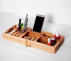These oficina acesorios and cubicle décor for women desk are so in right now. Ash Wood Makeup Desk Organizer Cosmetic Organizer Makeup Etsy Desk Accessories For Women Wooden Desk Organizer Desk Organization
