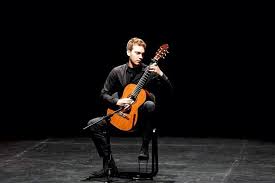 Jimi hendrix a fost una dintre cele mai mari. Romanul Bogdan Mihailescu Cel Mai Bun Chitarist Din Lume Ziarul National