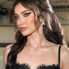 Profile for Chloe Harrison