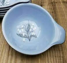 Buy floral serving plates and get the best deals ✅ at the lowest prices ✅ on ebay! Home Living Vintage Dinner Plate 10 By Homer Laughlin Skytone Bluemont Pink And White Flowers Floral Mcm Made In Usa Dining Serving