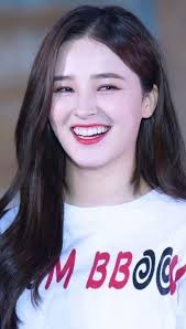 Nangy NaneyeMomoltonde сМ molandt