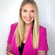 Sara Drost's Instagram, Twitter & Facebook