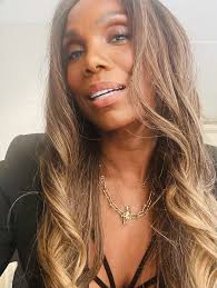 My @littleblacktux and @lonelylingerie body suit made me feel incredibly  special tonight. And that Grenadian pendant! ♥️🇬🇩 leywego! We plan to  take up space just as we are!!