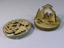 1 per tutti 4 per te. Presepe Lavorato A Laser In Legno Di Castagno