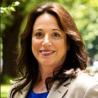 Antoinette Peluso's Instagram, Twitter & Facebook