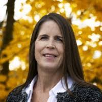 Freida Nicholson's Instagram, Twitter & Facebook