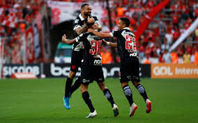 Vasco leiloa camisas autografadas de ricardo graça e lucão. Saiba Qual E O Proximo Jogo Do Vasco Apos Vencer O Internacional